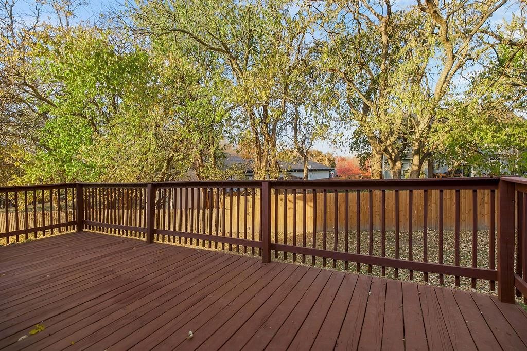 514 SW Raintree Drive — photo 32