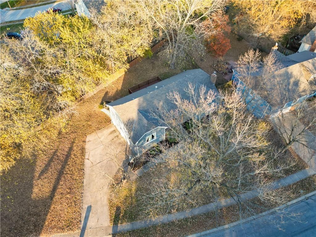 514 SW Raintree Drive — photo 33