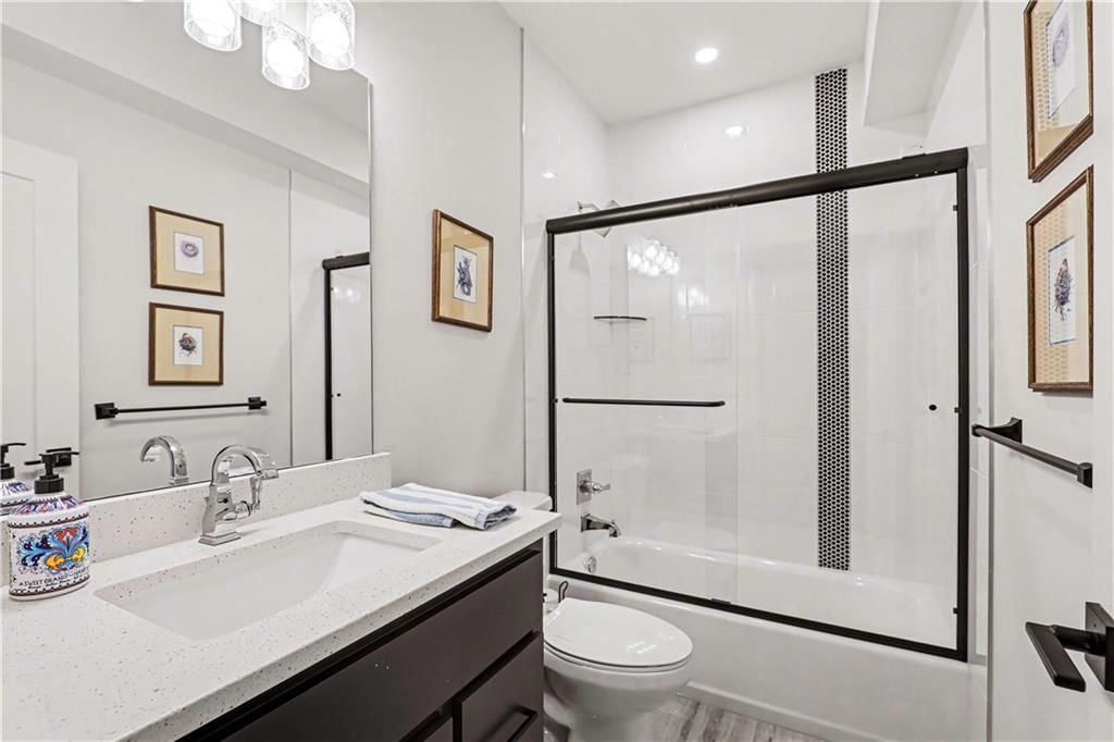 3610 W 158 Terrace — photo 33