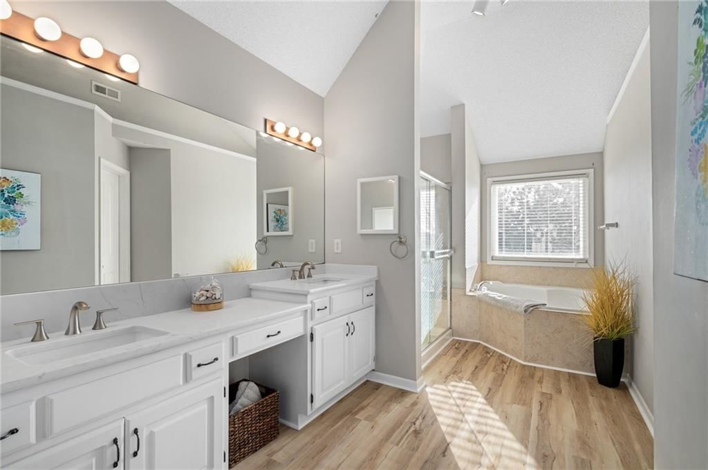25189 W 150th Terrace — photo 33