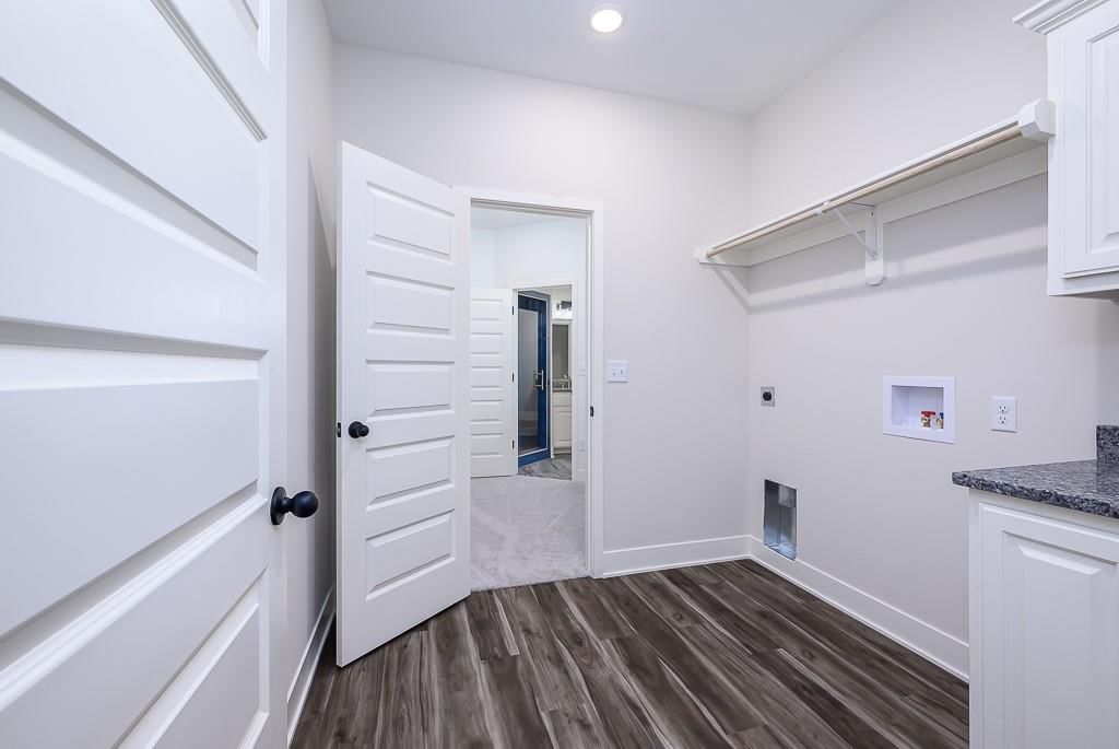 2715 Stoncreek Avenue — photo 17