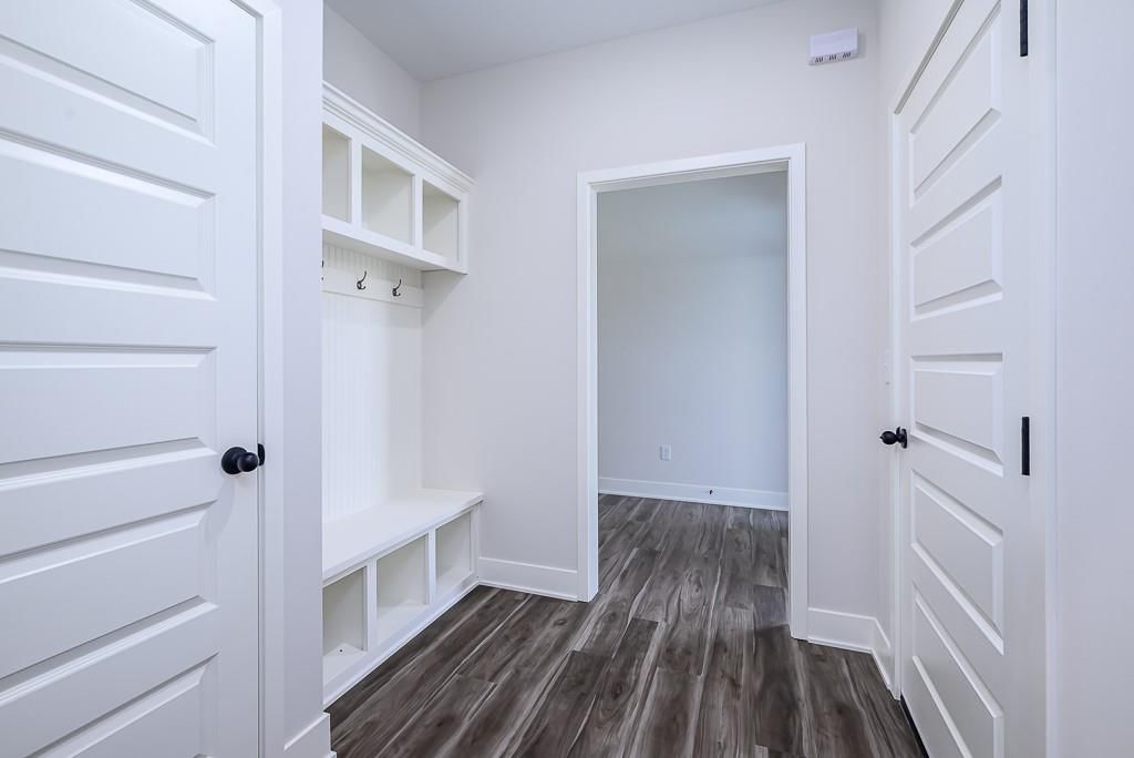 2715 Stoncreek Avenue — photo 18