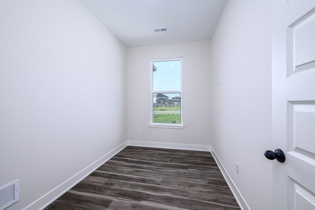 2715 Stoncreek Avenue — photo 19