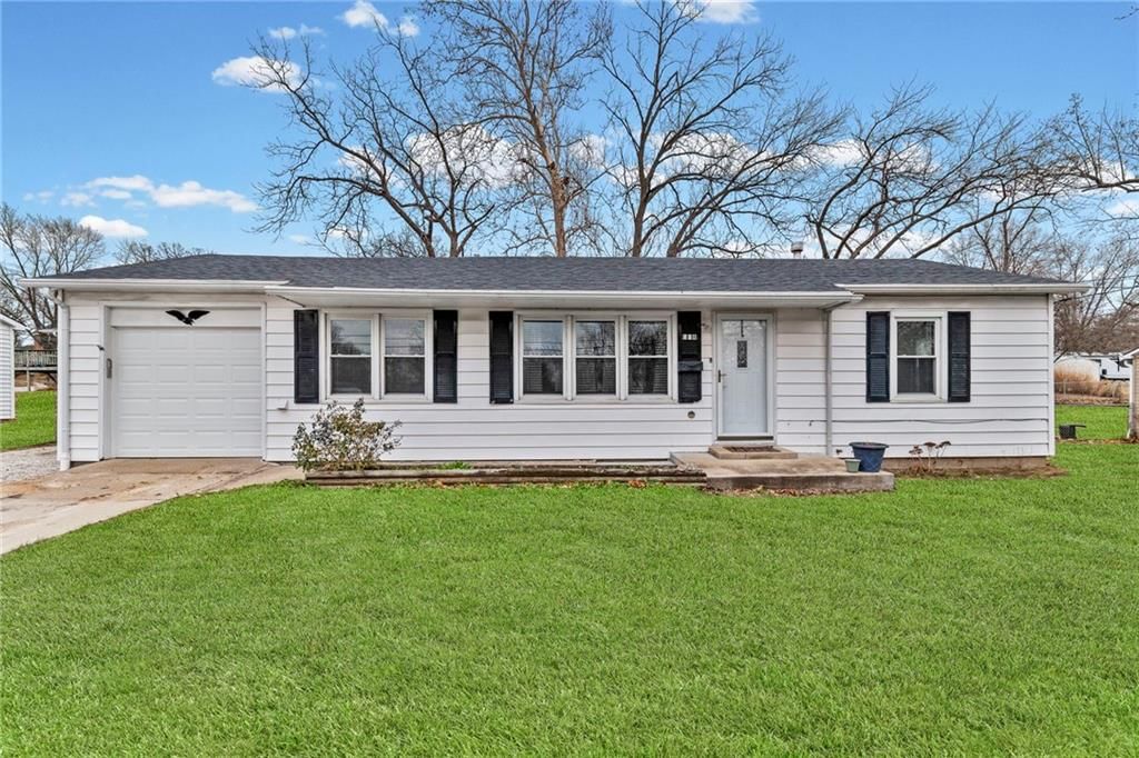 914 N Folger Street, Carrollton, MO