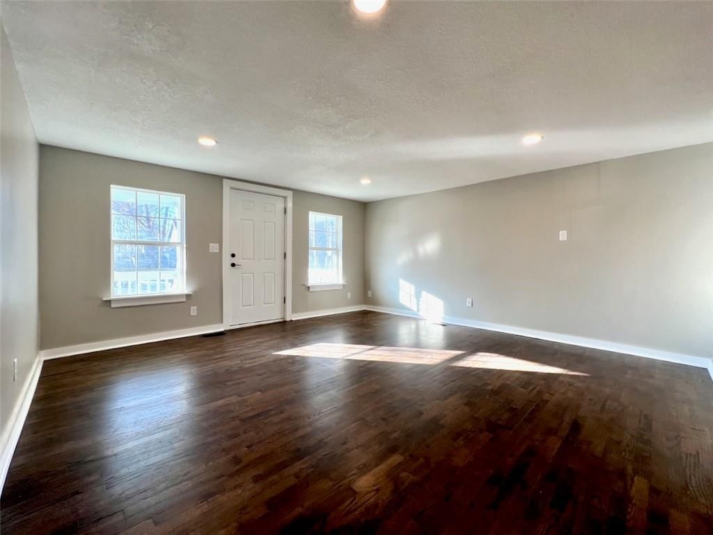 739 Lake Street — photo 8