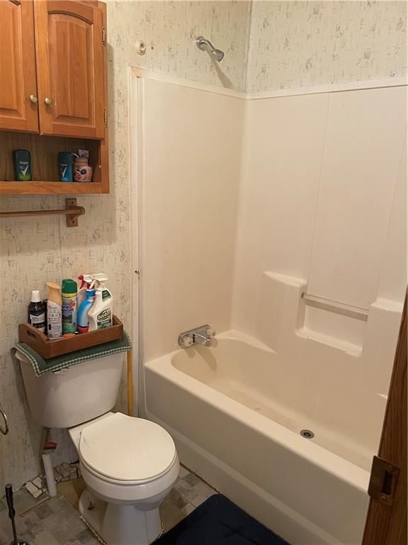 1203 W Grand Street — photo 17