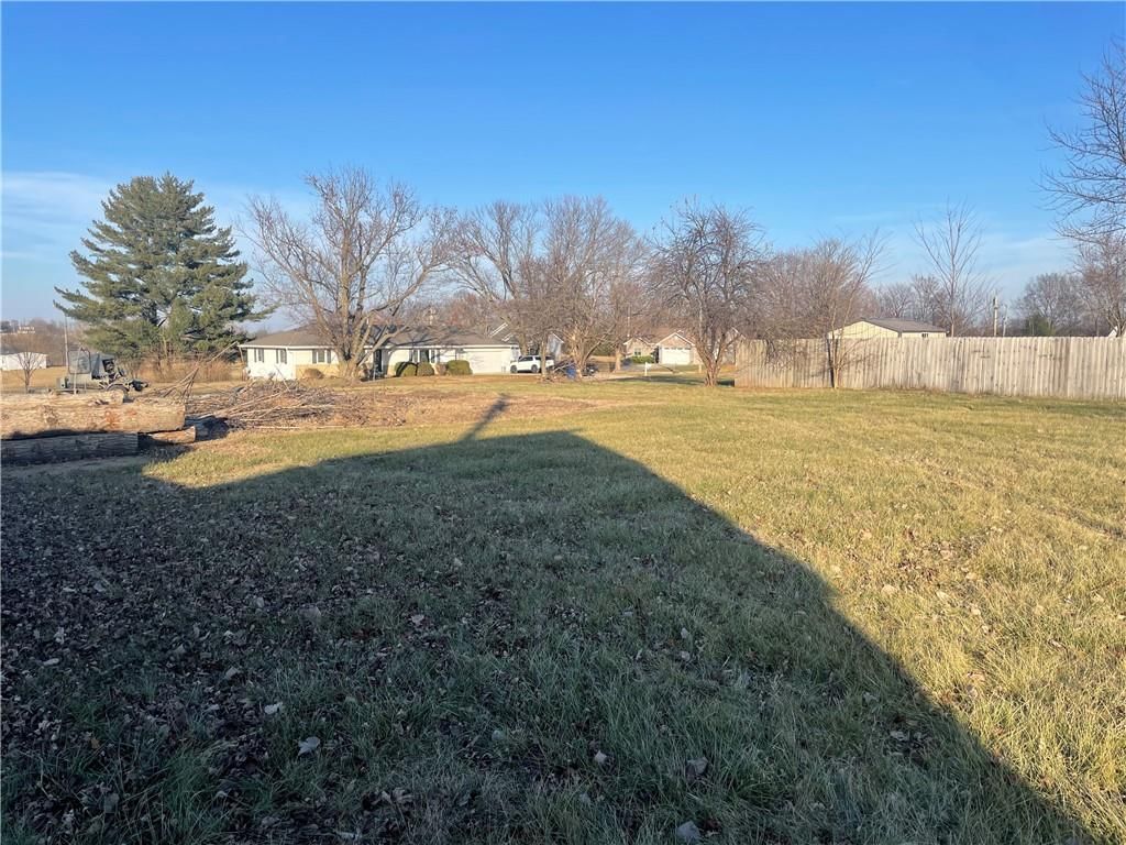 1203 W Grand Street — photo 24