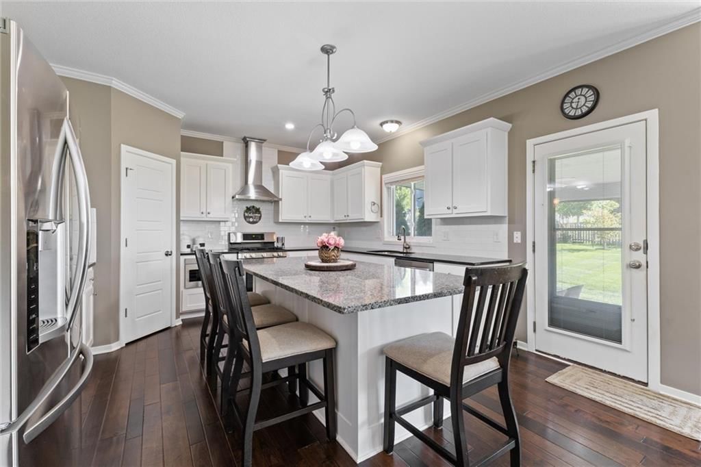 1073 N Sumac Street — photo 7