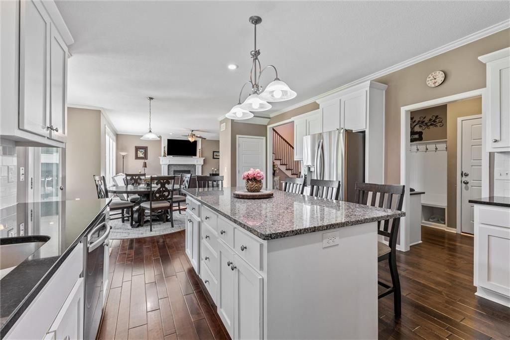 1073 N Sumac Street — photo 9