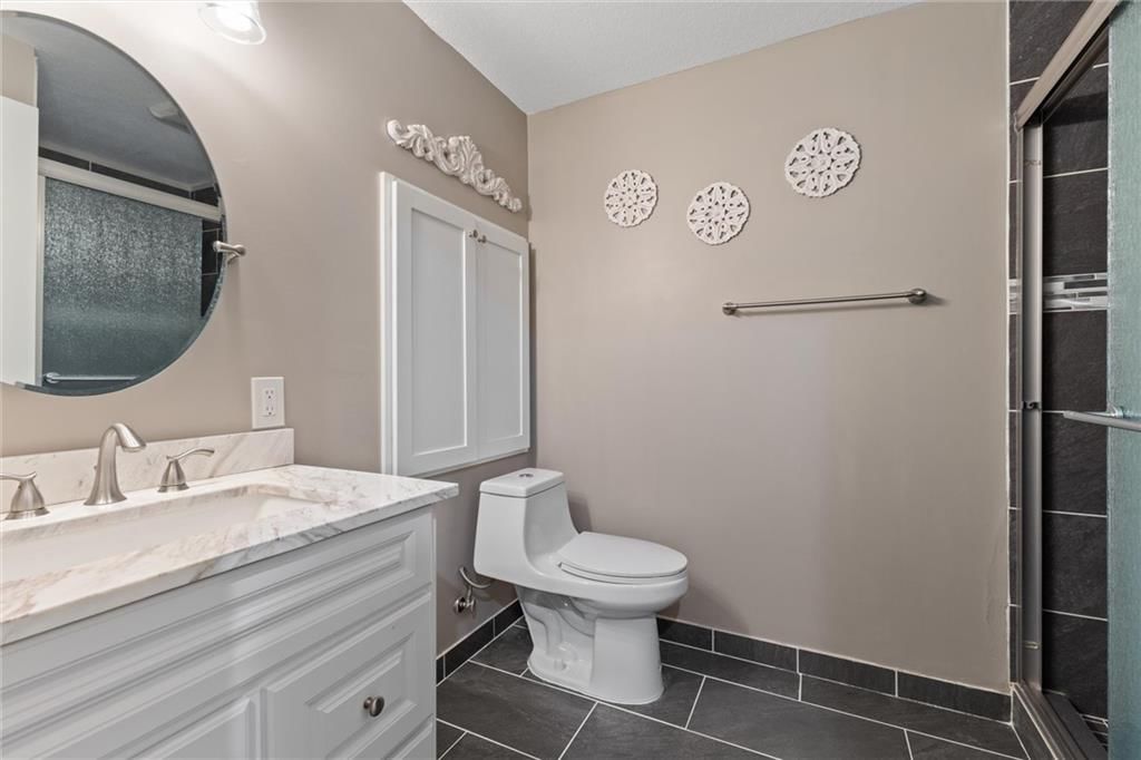 1073 N Sumac Street — photo 21
