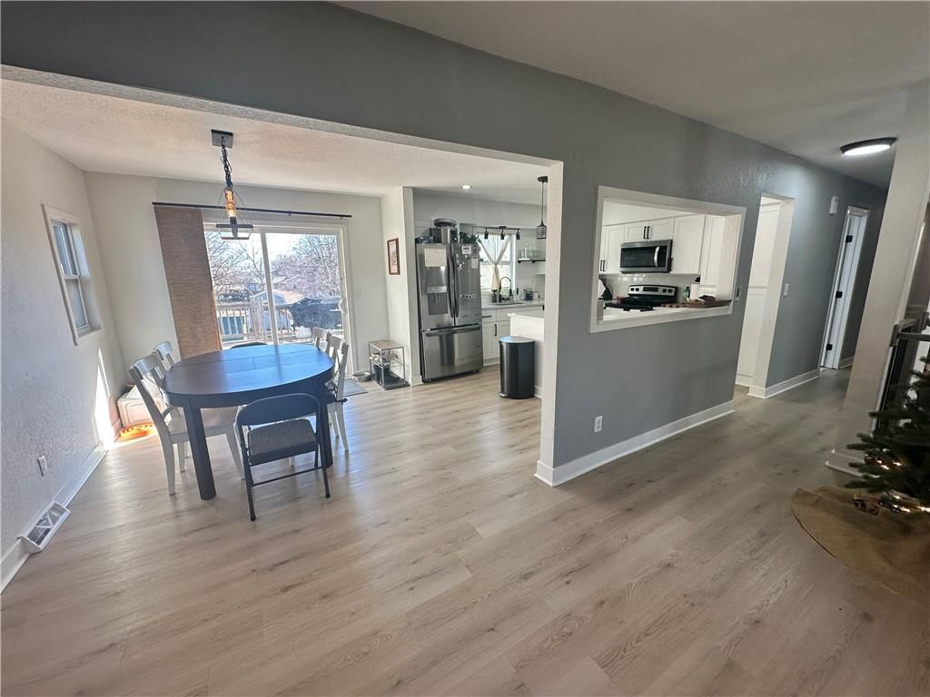 137 NE 1261 N/A — photo 11