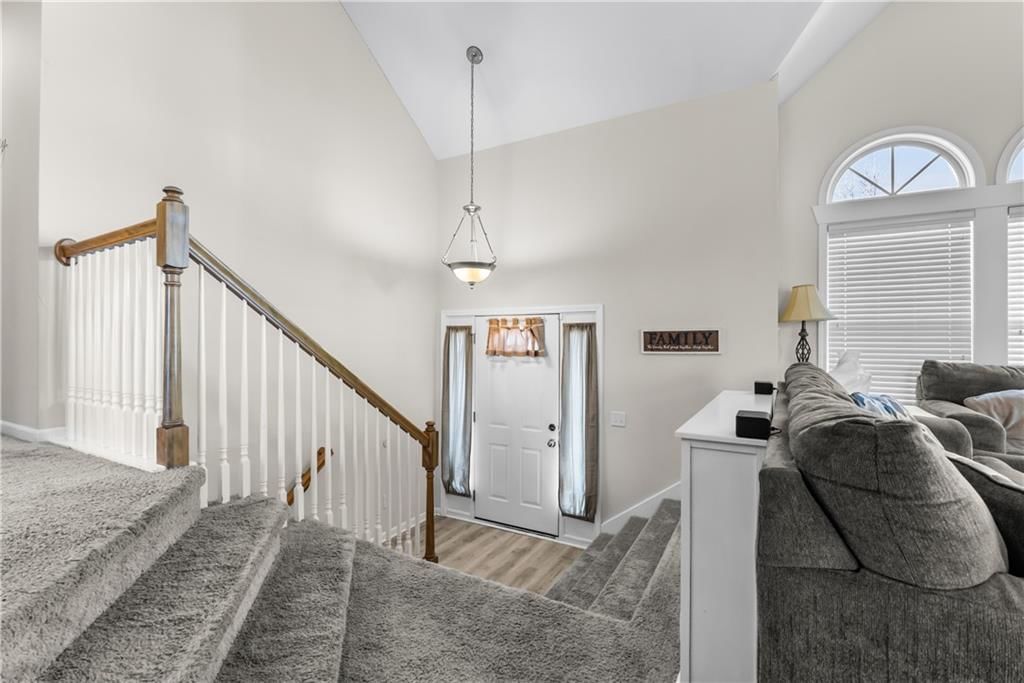 2349 SW Feather Ridge Road — photo 9