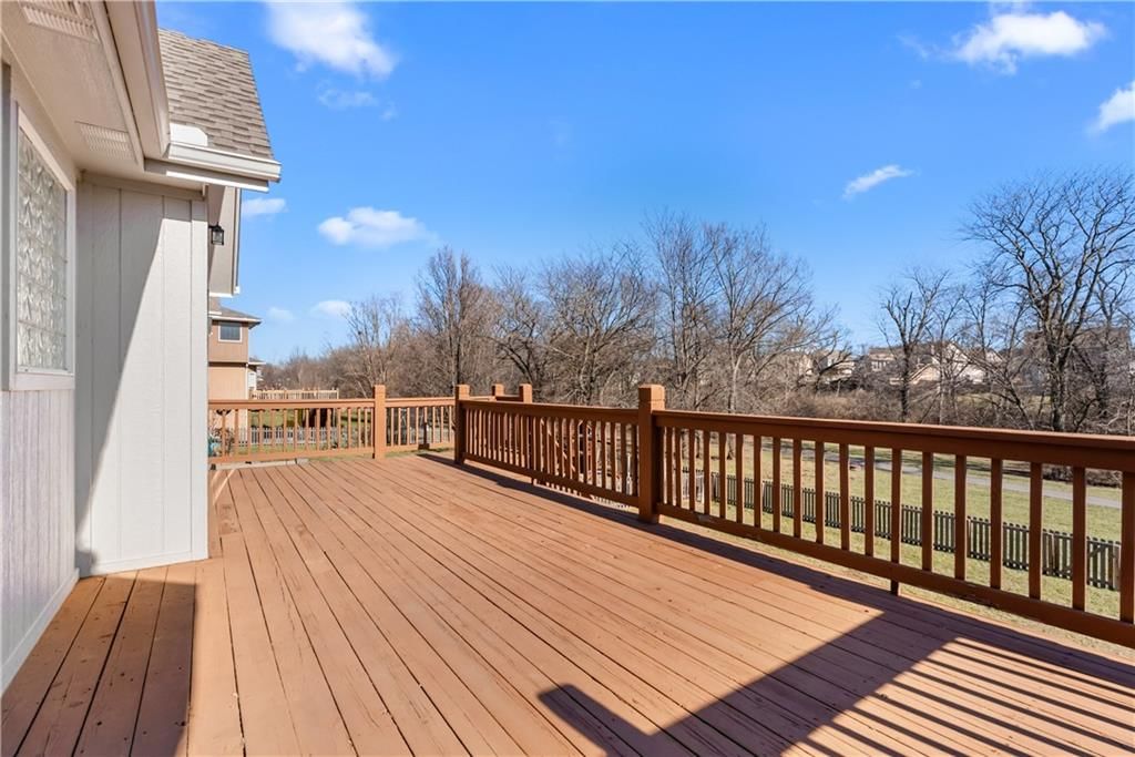 2349 SW Feather Ridge Road — photo 37