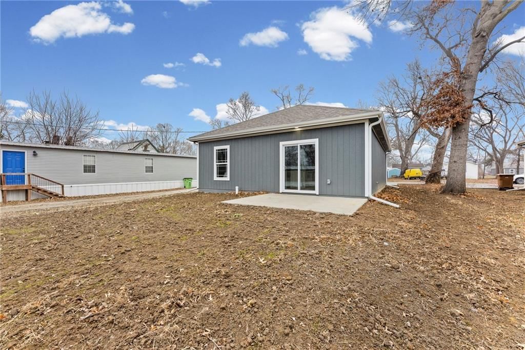 832 E Hamblin Street — photo 30