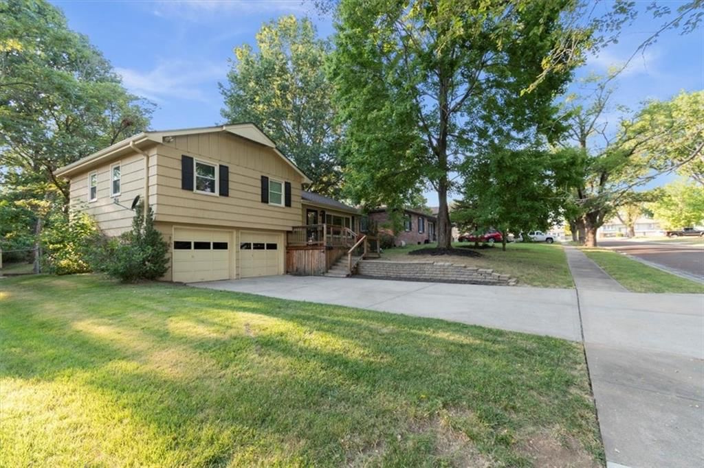 7906 Appleton Avenue — photo 2