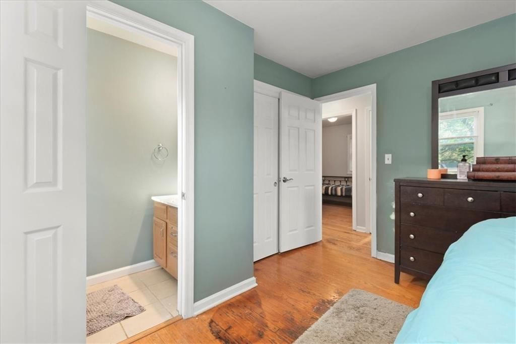 7906 Appleton Avenue — photo 13