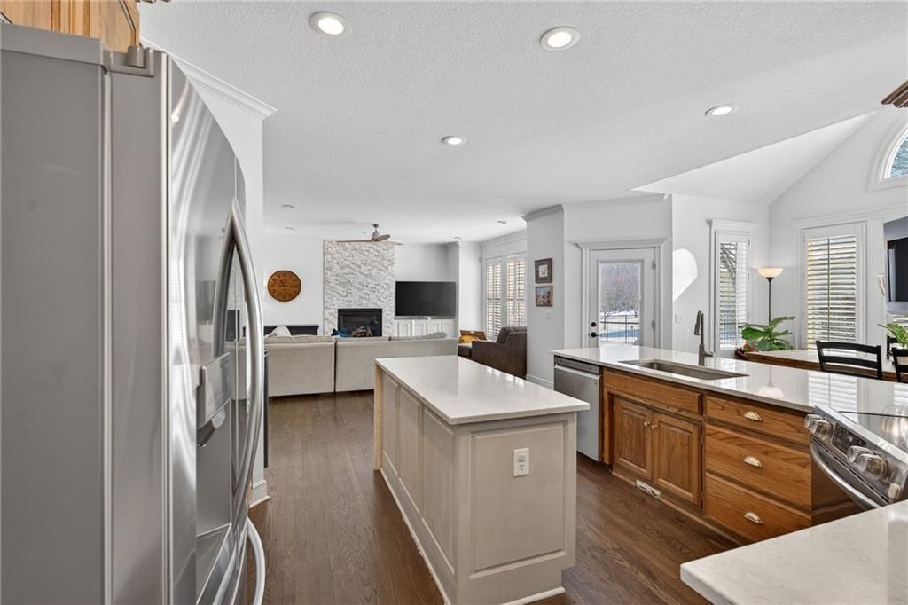 14701 Farley Street — photo 9