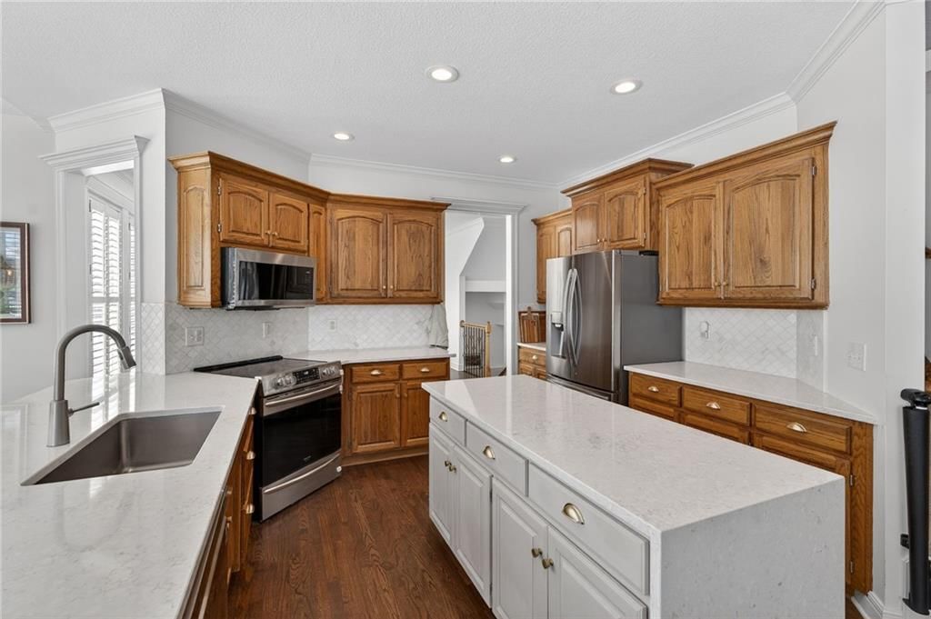 14701 Farley Street — photo 10
