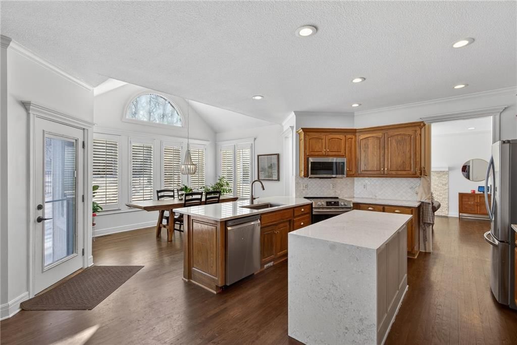 14701 Farley Street — photo 12