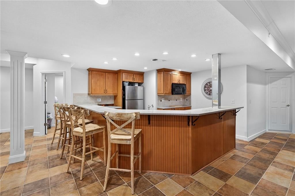 14701 Farley Street — photo 24