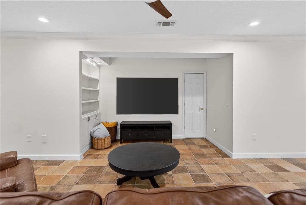 14701 Farley Street — photo 26