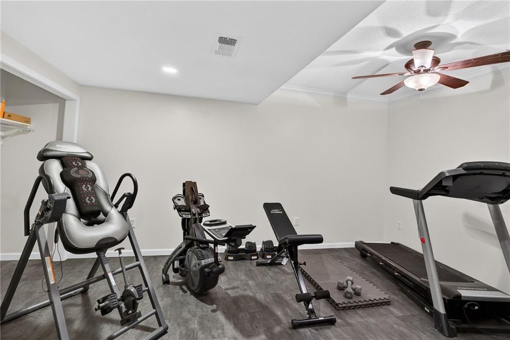 14701 Farley Street — photo 27