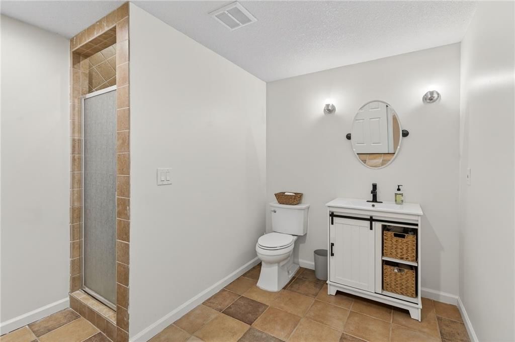 14701 Farley Street — photo 28