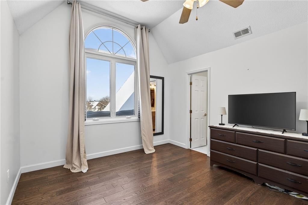 14701 Farley Street — photo 40