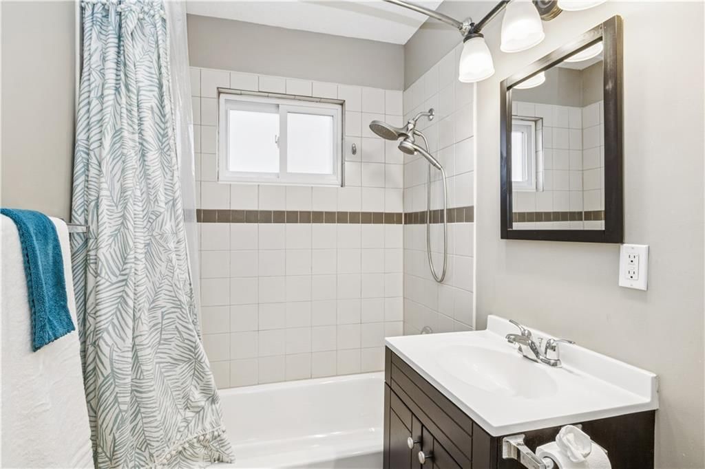 2910 W 73rd Terrace — photo 21