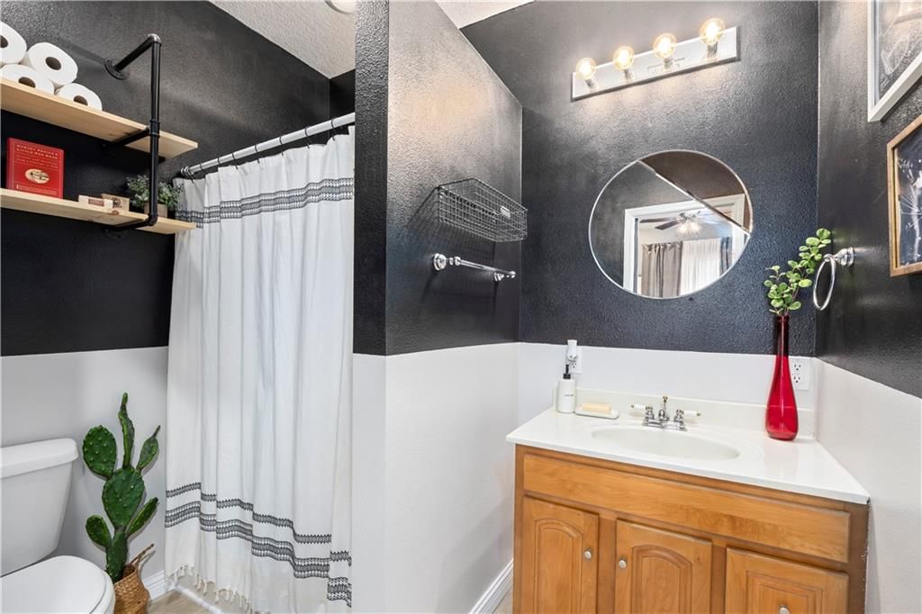 210 Jefferson Street — photo 17