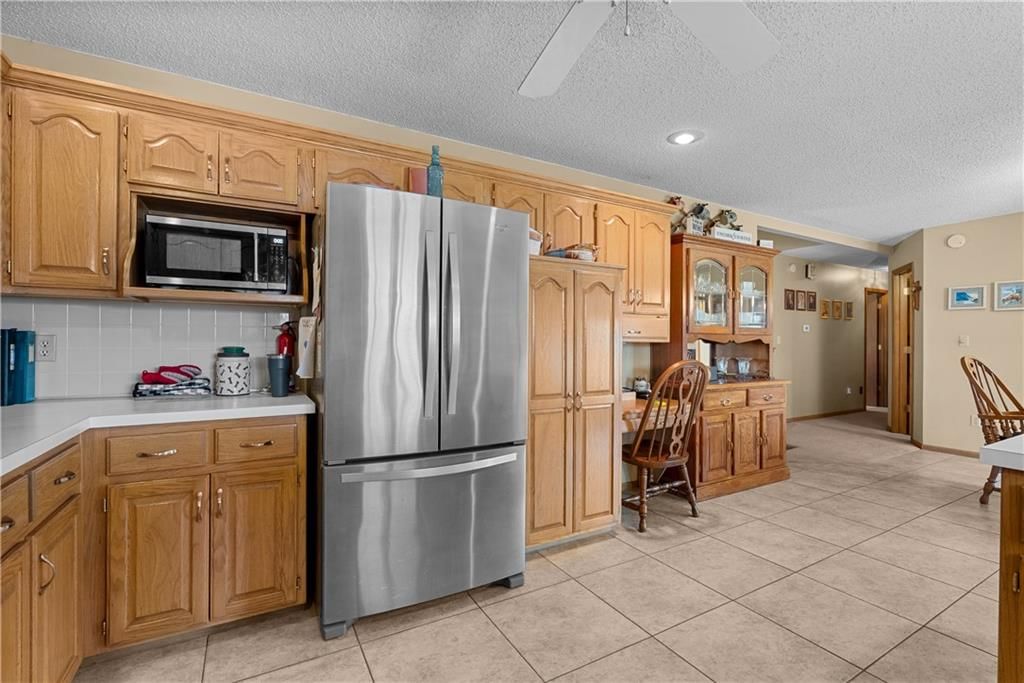 1629 NE Whitestone Drive — photo 12