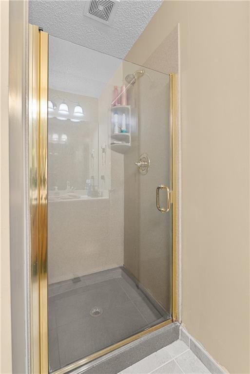 1629 NE Whitestone Drive — photo 17