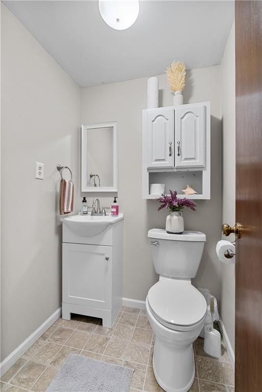 1629 NE Whitestone Drive — photo 25