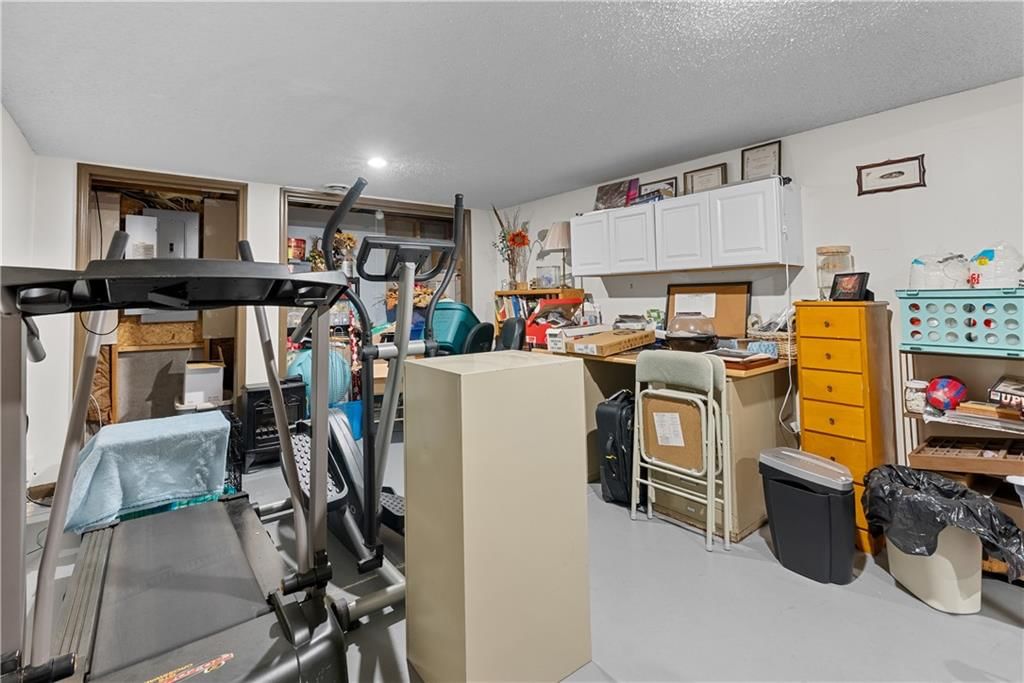 1629 NE Whitestone Drive — photo 26