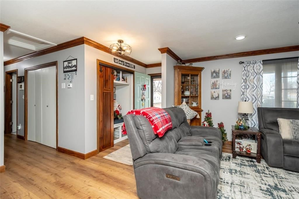 124 Locust Street — photo 6