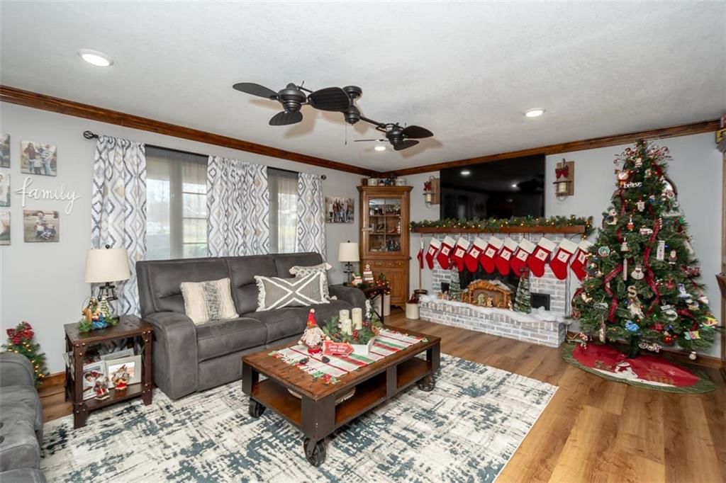 124 Locust Street — photo 8