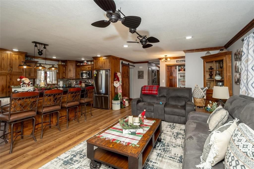 124 Locust Street — photo 10