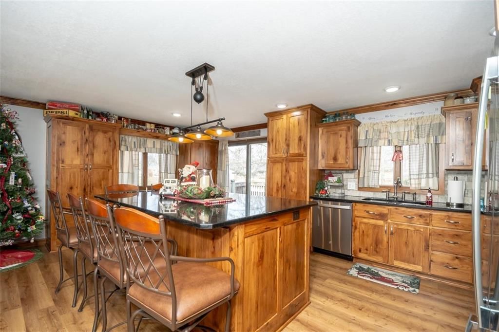 124 Locust Street — photo 15