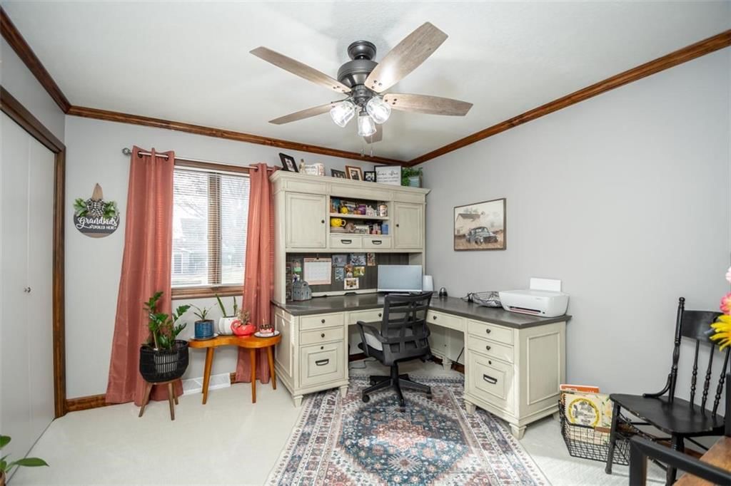 124 Locust Street — photo 30