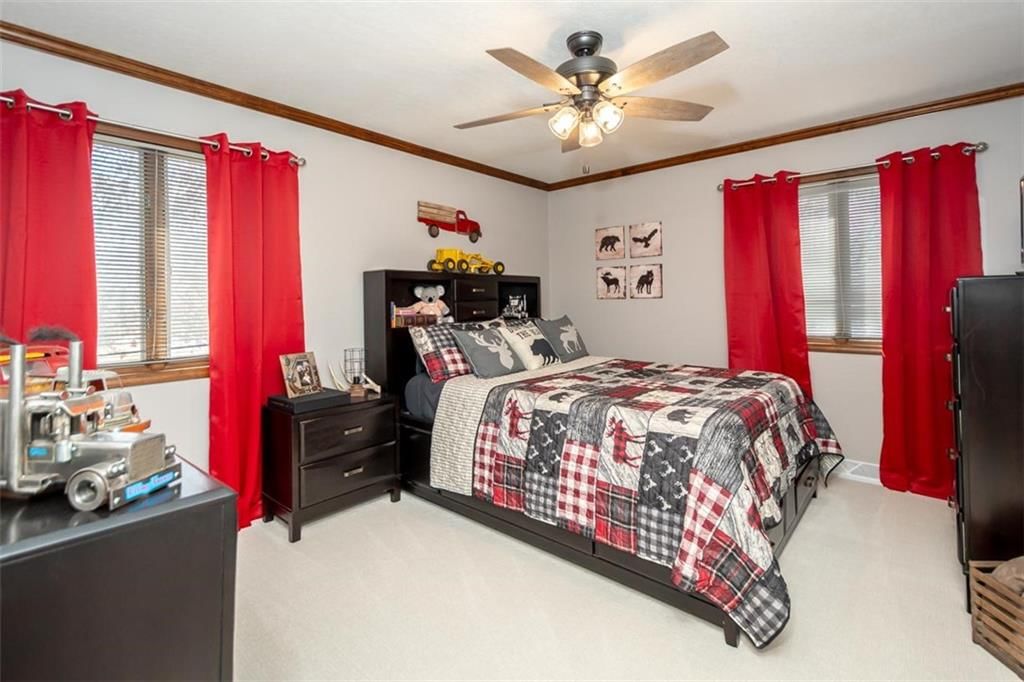 124 Locust Street — photo 32