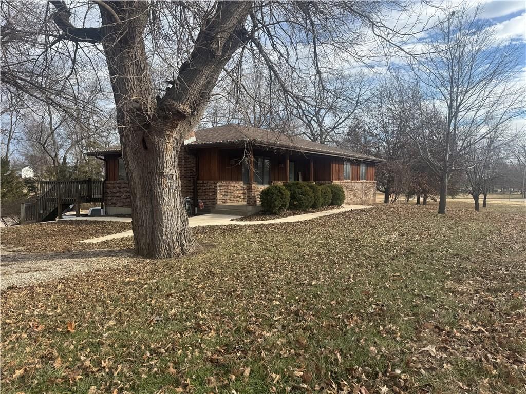 124 Locust Street — photo 51