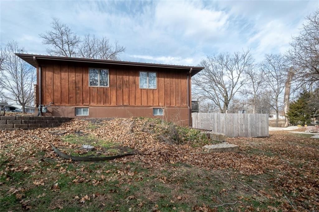 124 Locust Street — photo 60