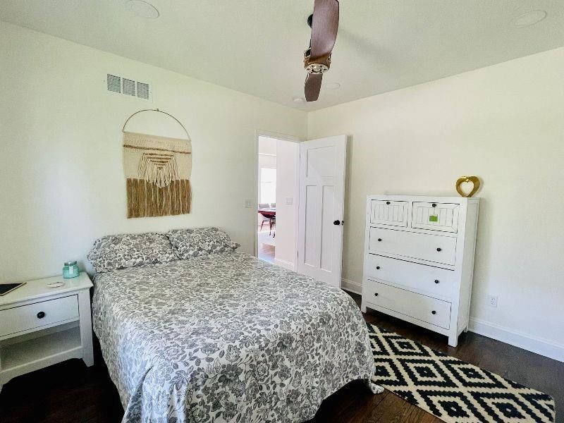 1241 Douglas Avenue — photo 17