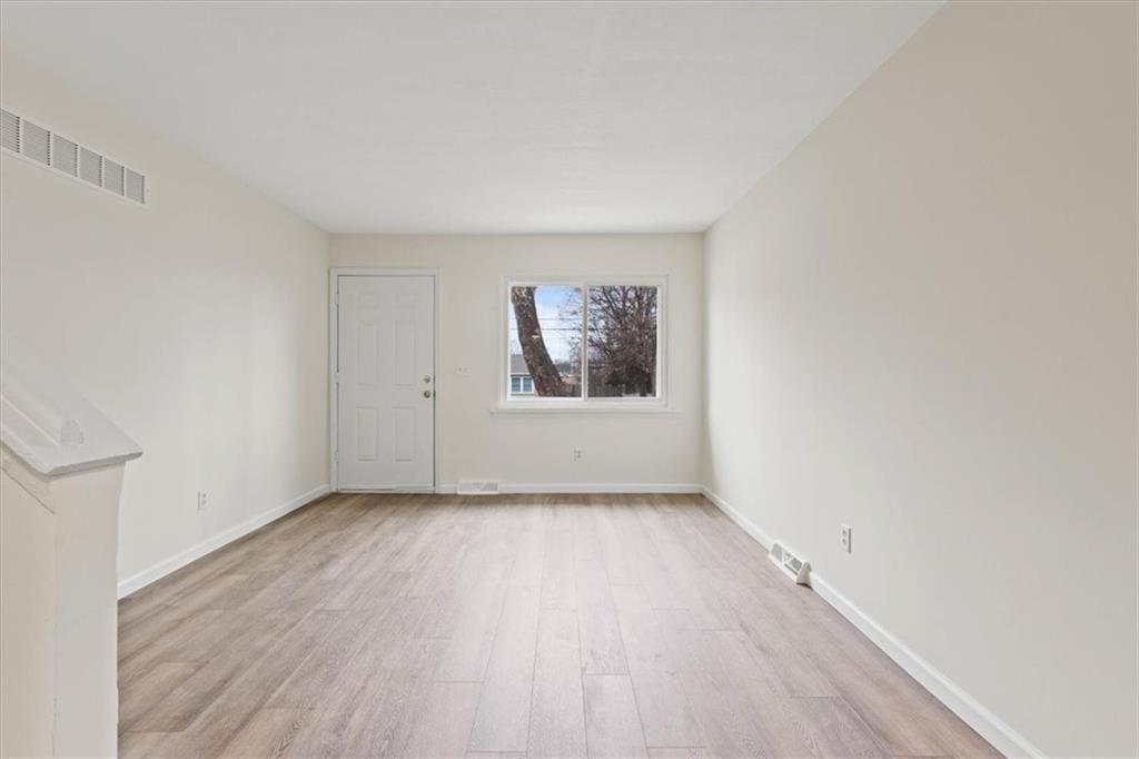 801 S Grant Street — photo 5