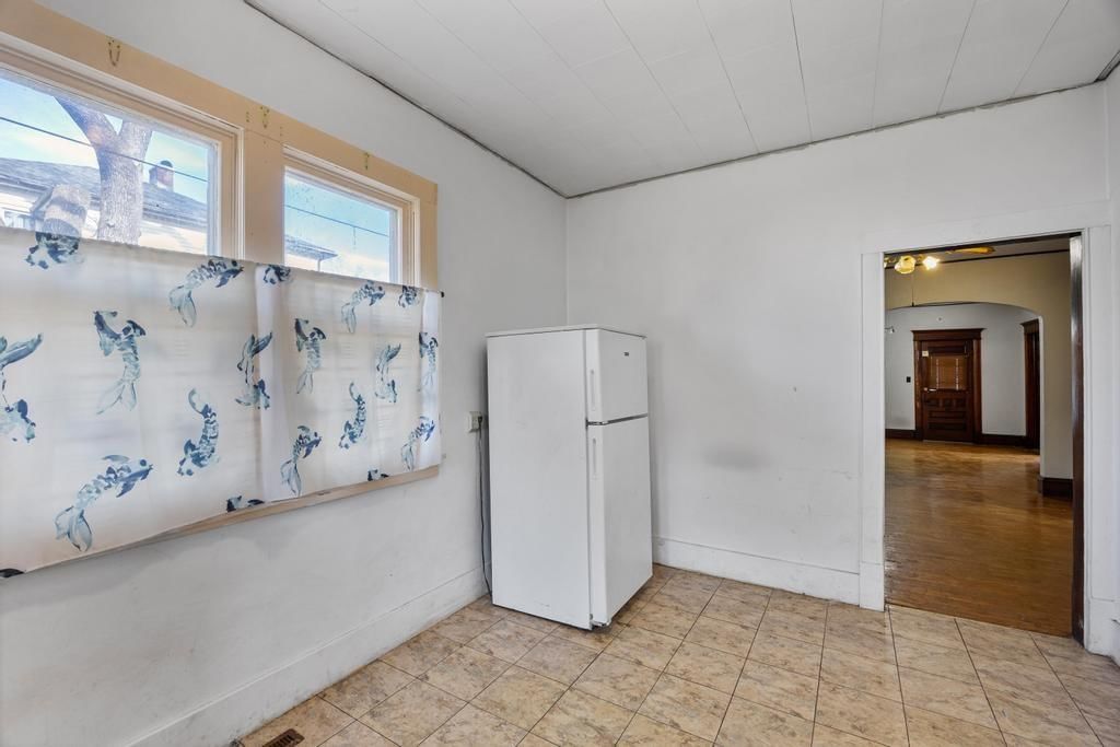 910 S Judson Street — photo 16