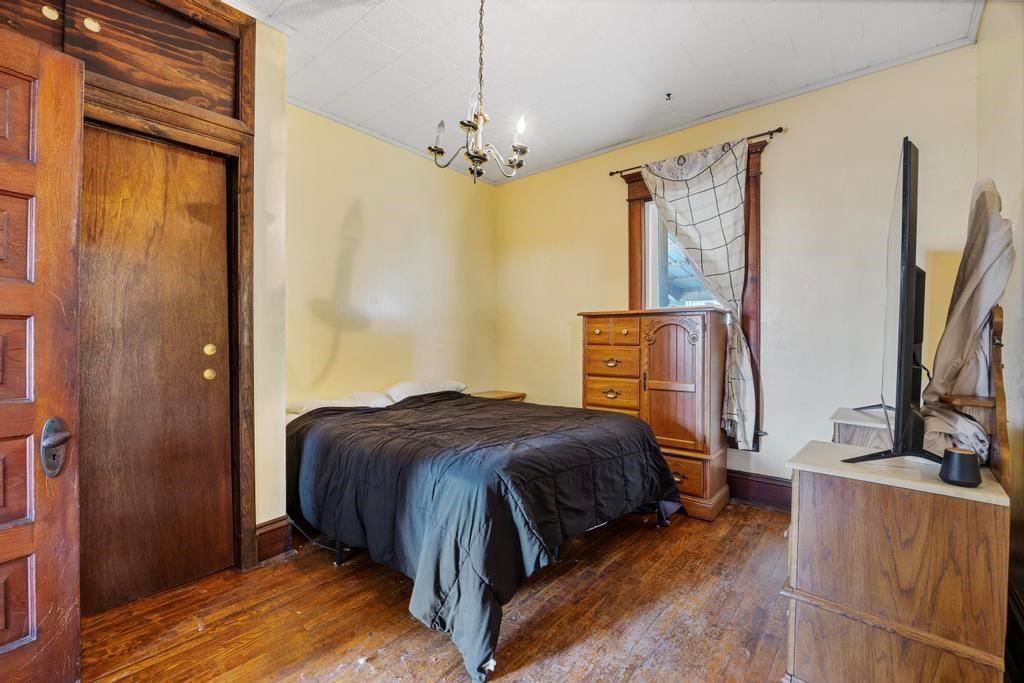910 S Judson Street — photo 18