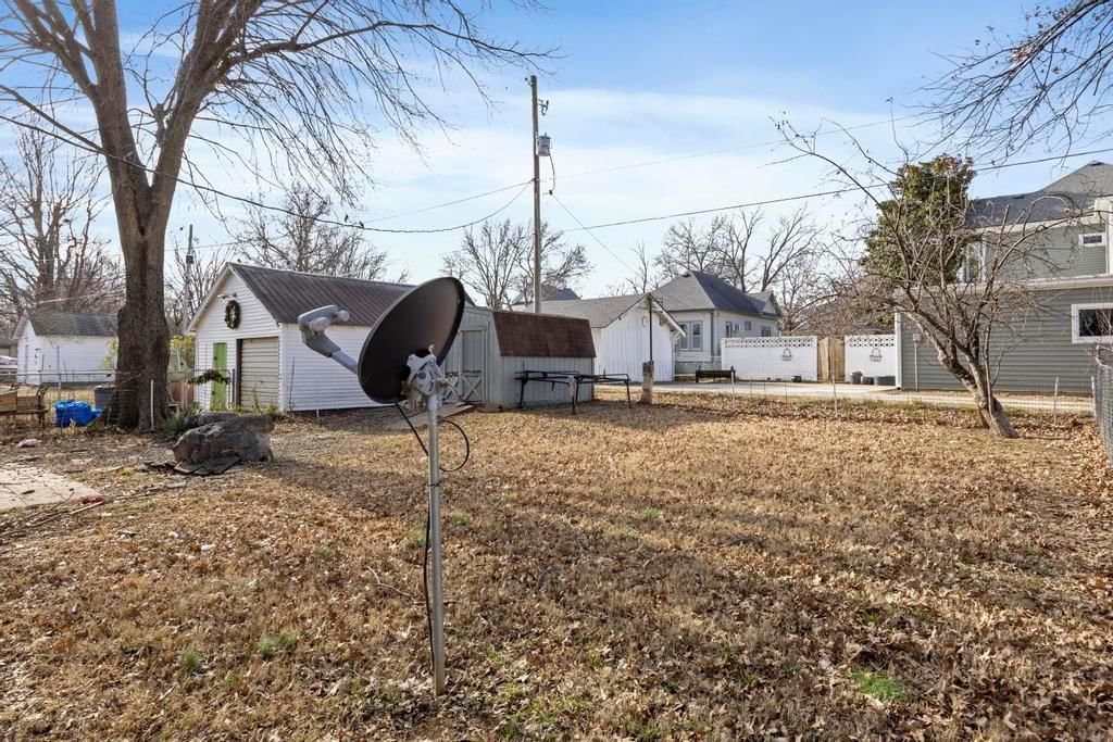 910 S Judson Street — photo 26