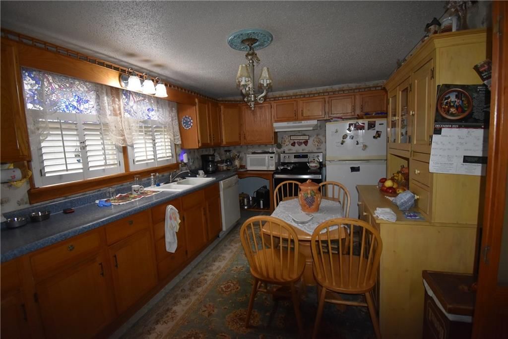 102 Brown Avenue — photo 5
