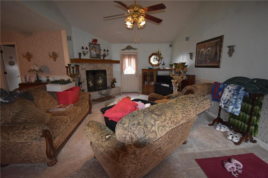 102 Brown Avenue — photo 10