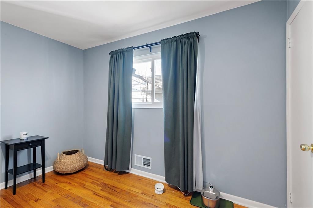512 E 91st Street — photo 22